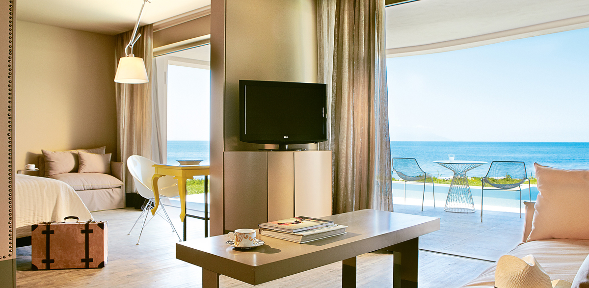 astir-suite-sea-view-room-grecotel