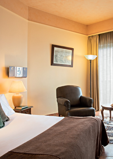 egnatia-superior-guestroom-grand-hotel-egnatia