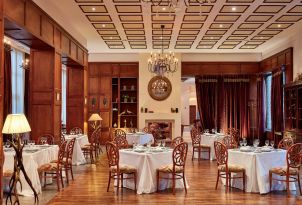 05-grecotel-grand-hotel-egnatia-aesops-myth-restaurant